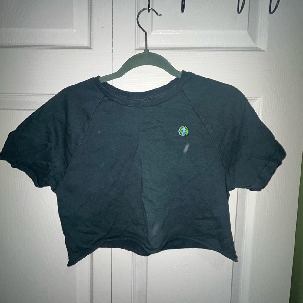 YoungLA Black Casual Crop Top with Alien Design